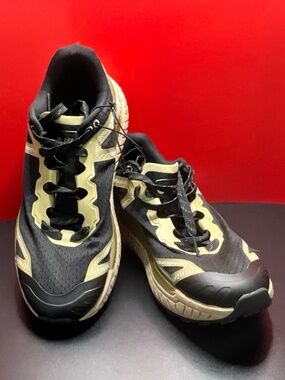 HI-TEC Catalina Trail Shoe. US Men’s 8/W 9.5/EU 41. Black/Tan. NWOT